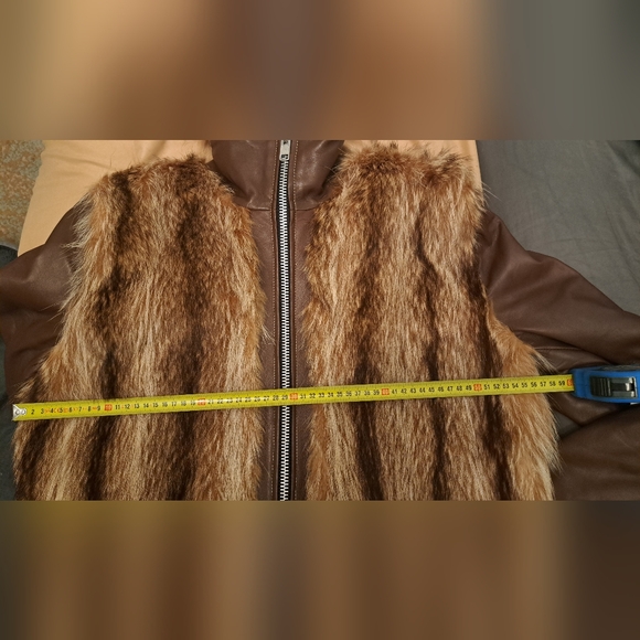 Genuine Leather & Fur Jacket. Custom-made in Canada. - Picture 11 of 14